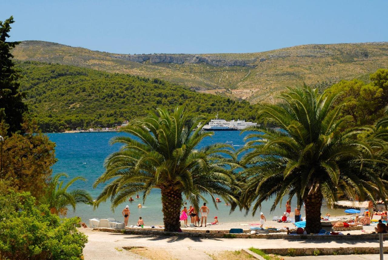 Helios Sunny Apartments By Valamar Старий Град Екстер'єр фото